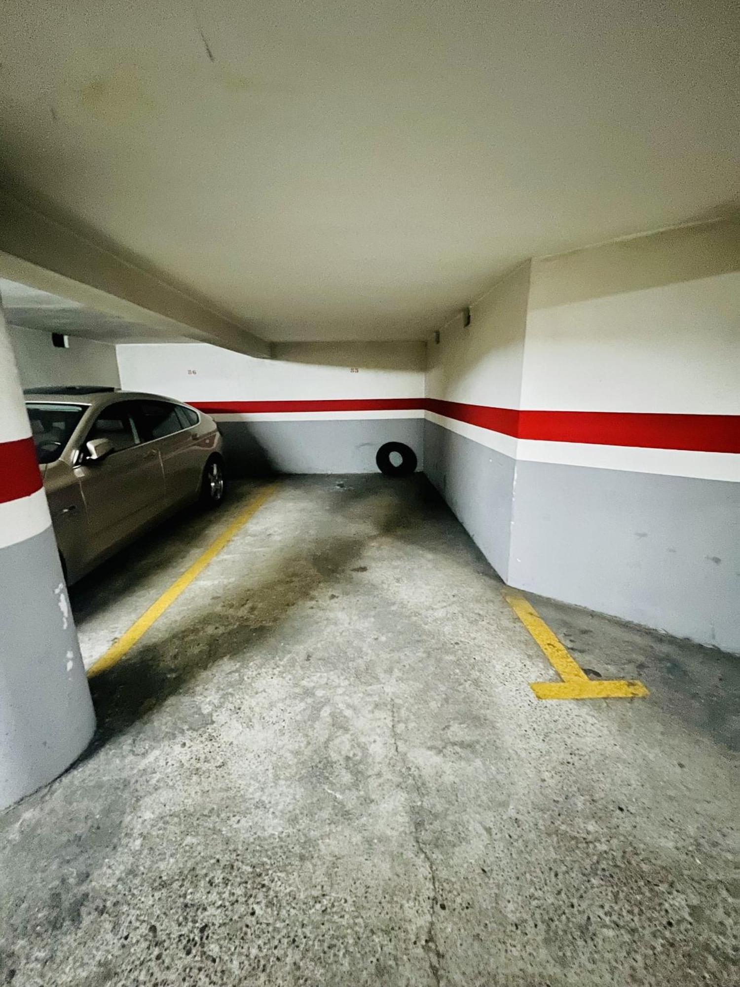 A Orillas Del Pilar Con Parking Сарагоса Екстериор снимка